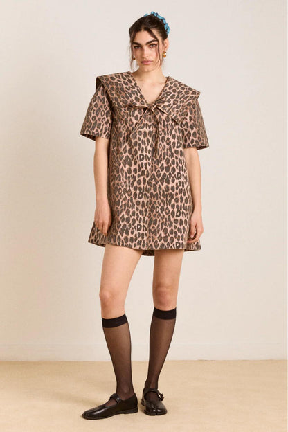 Leopard - Women's structured mini shift dress featuring an oversized collar with a tie-front detail, short sleeves, and an all-over leopard print.